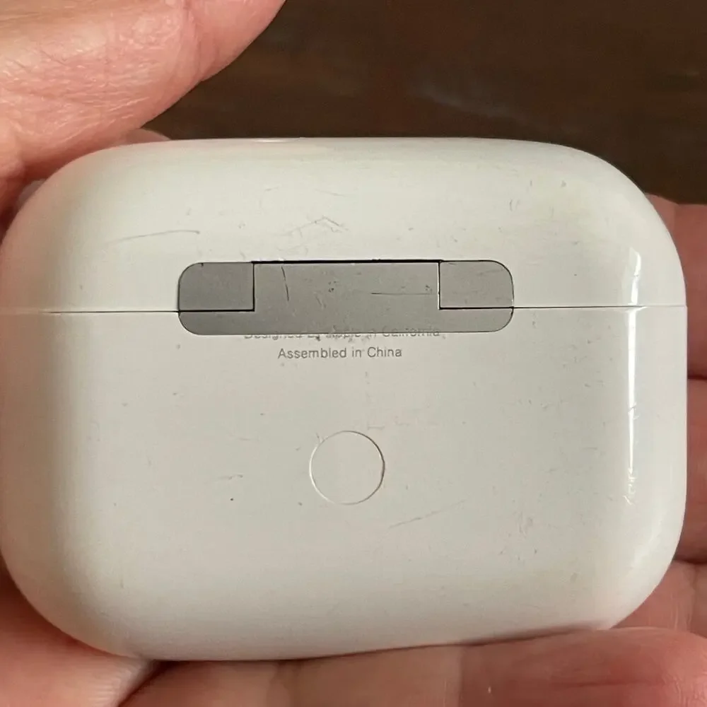 PARTS ONLY Apple AirPods and Charging Cases Mixed Lot